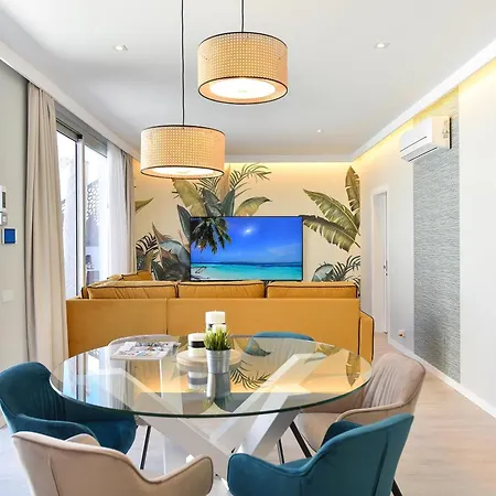 Salado Salobre, Gran Canaria Private Heated Pool Modern Luxury Tranquil Getaway * Las Palmas de Gran Canaria