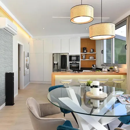 Salado Salobre, Gran Canaria Private Heated Pool Modern Luxury Tranquil Getaway Villa