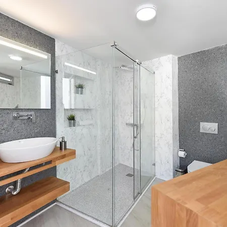 Salado Salobre, Gran Canaria Private Heated Pool Modern Luxury Tranquil Getaway Villa Las Palmas de Gran Canaria